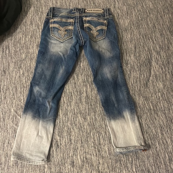 Like new. Barely worn. No stains. No holes.  PRICE NEGOTIABLE - Picture 4 of 4